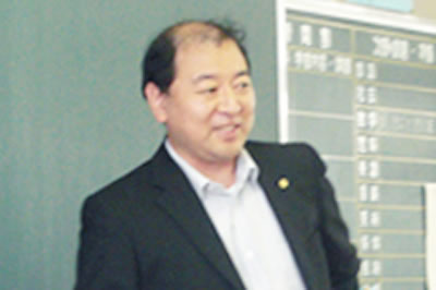 宇藤山洋市